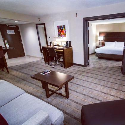 Holiday Inn Charlotte Airport an IHG Hotel - image 25