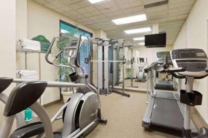 Wingate by Wyndham Charlotte Airport - image 3
