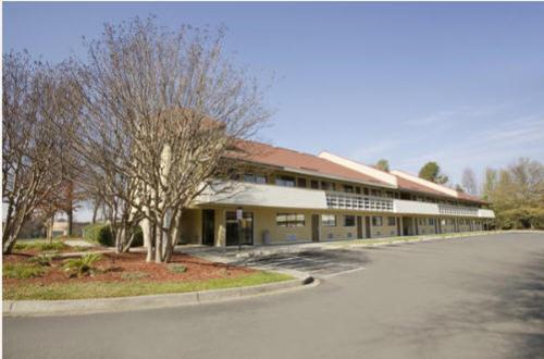 Royal Inn - main image