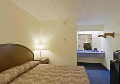 Royal Inn - image 2