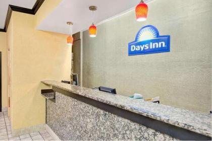 Days Inn by Wyndham Charlotte Northlake - image 2
