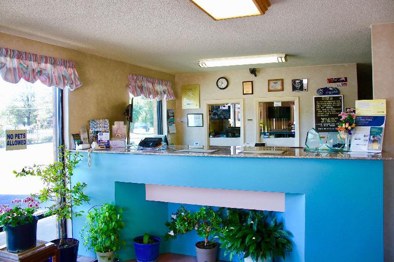 Rodeway Inn University Area - image 3
