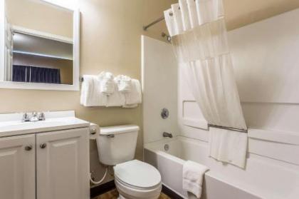 Suburban Extended Stay Hotel Charlotte - image 2