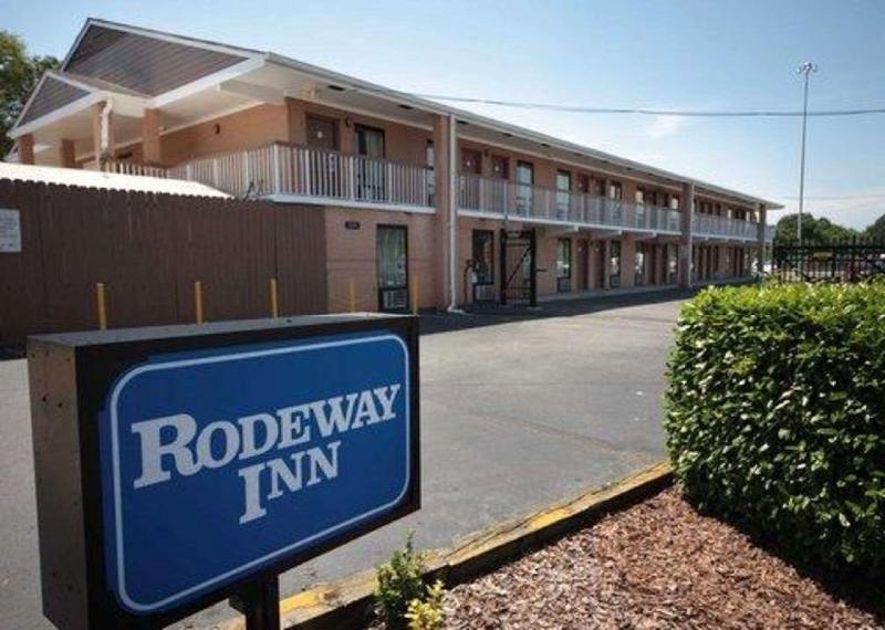 Rodeway Inn Charlotte - main image