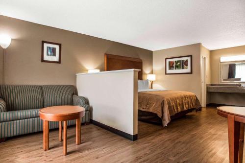 Quality Inn & Suites University Area - image 4