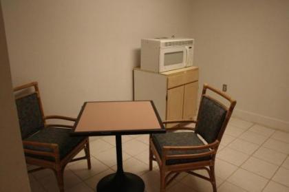 Budget Inn - Charlotte - image 2