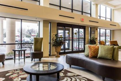 Clarion Hotel Charlotte Airport & Conference Center - image 14