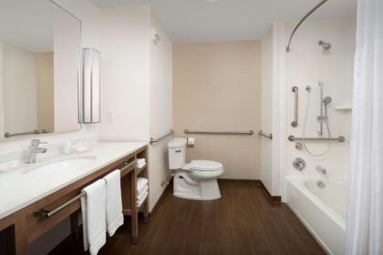 Hilton Garden Inn Charlotte Airport - image 11