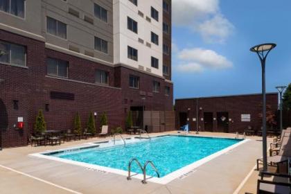 Courtyard by Marriott Charlotte Northlake - image 3