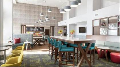 Hampton Inn & Suites Charlotte Northlake - image 3