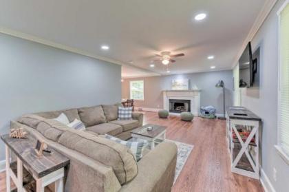 Charming Charlotte Getaway   4 mi to Uptown Charlotte North Carolina