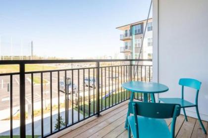 Viagem Bright & Cozy 1BR in New Complex - image 2