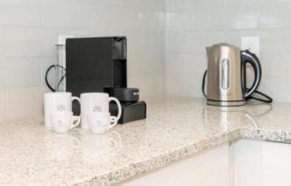 Viagem Bright & Cozy 1BR in New Complex - image 5