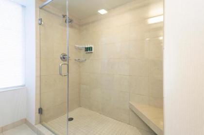 Courtyard by Marriott Charlottesville - University Medical Center - image 4