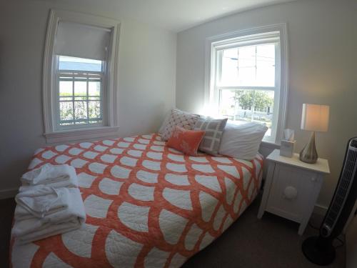 Surfside Inn Chatham - image 2