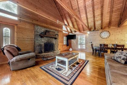 Carters Lake Retreat