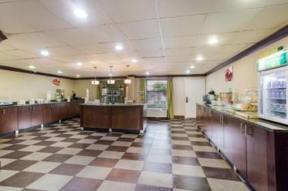 Quality Inn - Hamilton Place - image 2