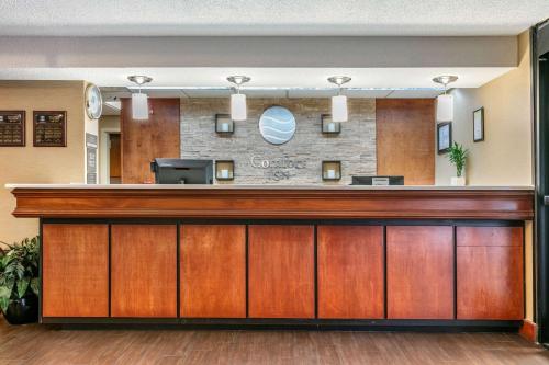 Comfort Inn Downtown Chattanooga - image 3