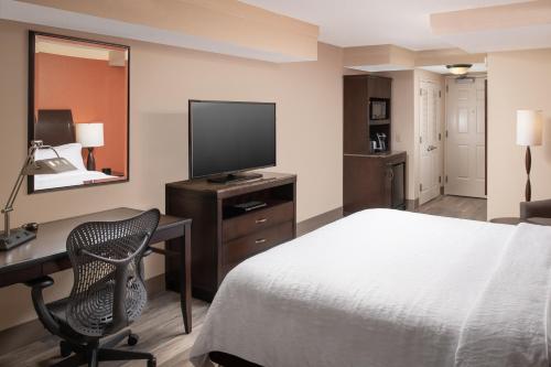 Hilton Garden Inn Chattanooga Downtown - image 2