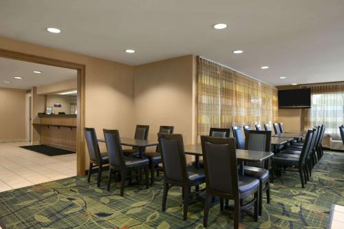 Days Inn by Wyndham Chattanooga/Hamilton Place - image 2
