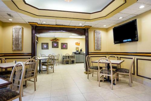 Quality Inn & Suites Chattanooga - image 4