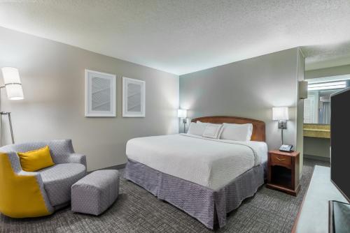 Courtyard by Marriott Chattanooga Downtown - image 3