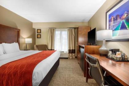 Comfort Inn & Suites Hamilton Place - image 2
