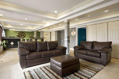 Super 8 by Wyndham Chattanooga/East Ridge - image 3