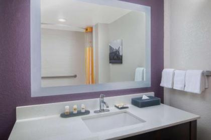 La Quinta by Wyndham Chattanooga - East Ridge - image 2