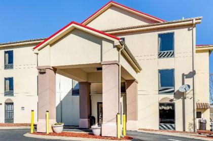 Econo Lodge Lookout Mountain - image 4