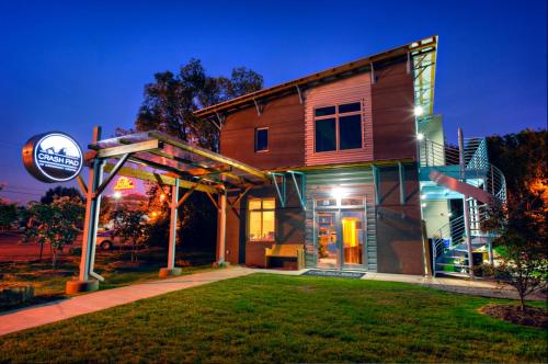 The Crash Pad: An Uncommon Hostel - main image