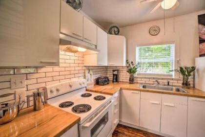 Modern St Elmo Cottage by Lookout Mtn and Near Dwtn - image 3