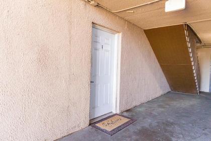 Apartment living 2 bed and bath - image 16