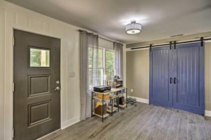 Family-Friendly Escape about 6 Mi to City Center! - image 3