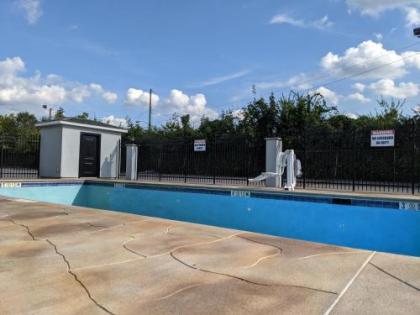 Stay Express Inn Chattanooga - image 3