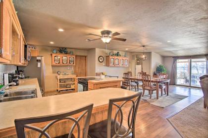 Lake Eufaula Hideaway with Fire Pit and Hot Tub! - image 11