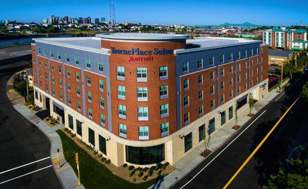 TownePlace Suites by Marriott Boston Logan Airport/Chelsea - main image