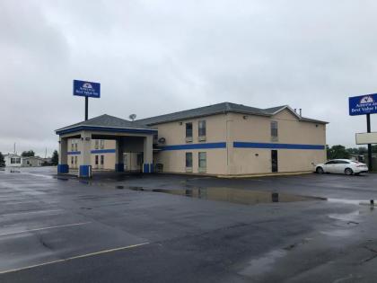 America's Best Value Inn Chenoa - image 11