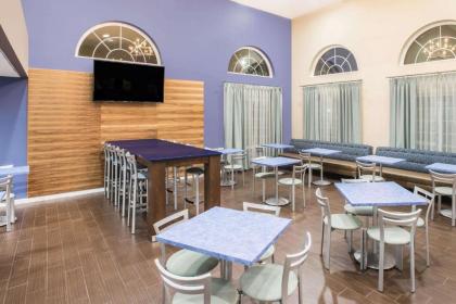 Days Inn & Suites by Wyndham Cherry Hill - Philadelphia - image 17