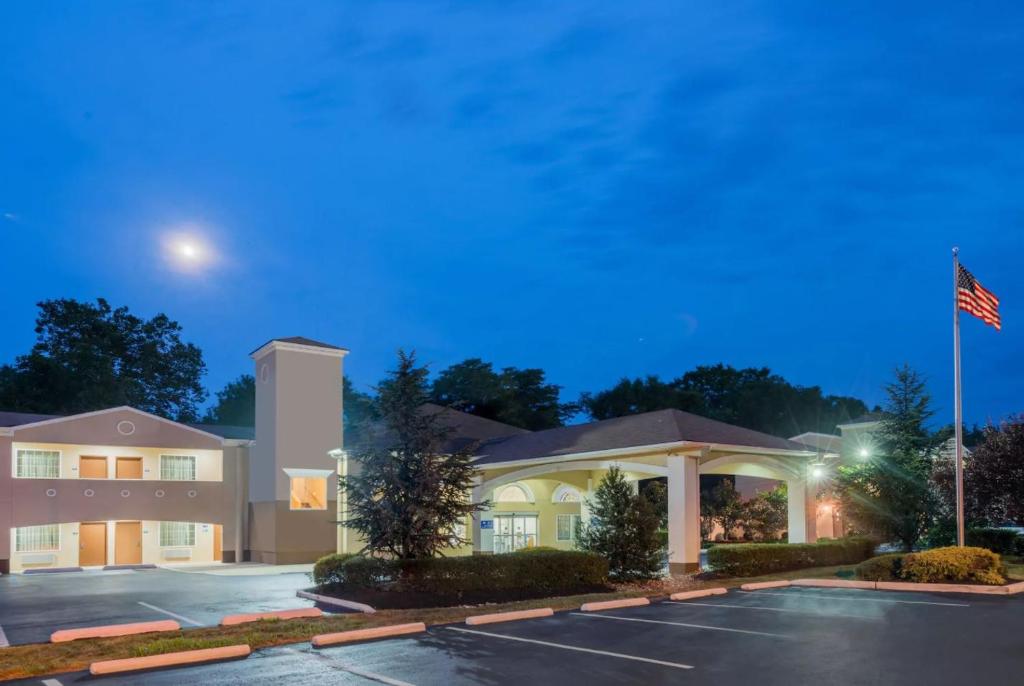 Days Inn & Suites by Wyndham Cherry Hill - Philadelphia - image 4
