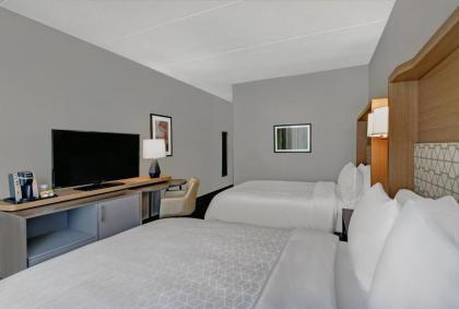 Holiday Inn Philadelphia-Cherry Hill an IHG Hotel - image 14