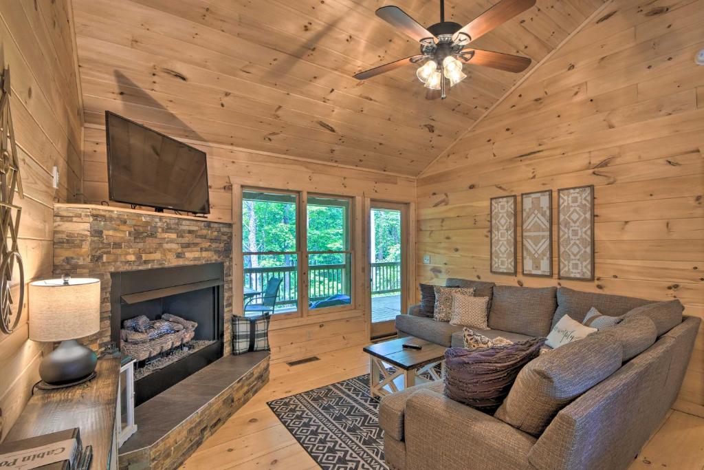 Blue Ridge Hideaway with Fire Pit and Mtn Views! - main image