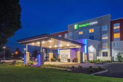 Holiday Inn Express Chesapeake   Norfolk an IHG Hotel