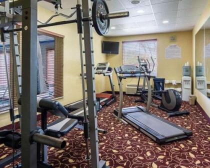 Comfort Inn & Suites Chesapeake - Portsmouth - image 2