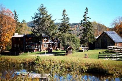 Chester Farmhouse on 100 Acres 15 min to Okemo