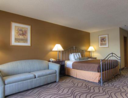 Waterbird Lakeside Inn - image 9