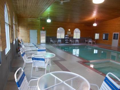 Northwoods Best Inn - image 9
