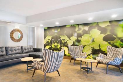 Wyndham Garden Washington DC North - image 11