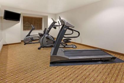 Microtel Inn & Suites Cheyenne - image 15