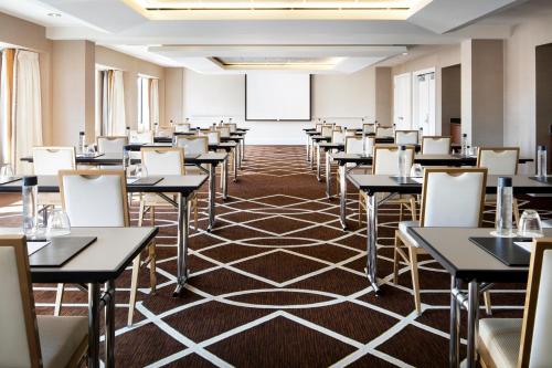 The Gwen a Luxury Collection Hotel Michigan Avenue Chicago - image 2